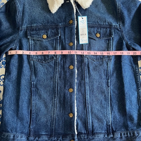 NWT Draper James Shearling Jean Jacket Size Medium (oversized) - Picture 3 of 16